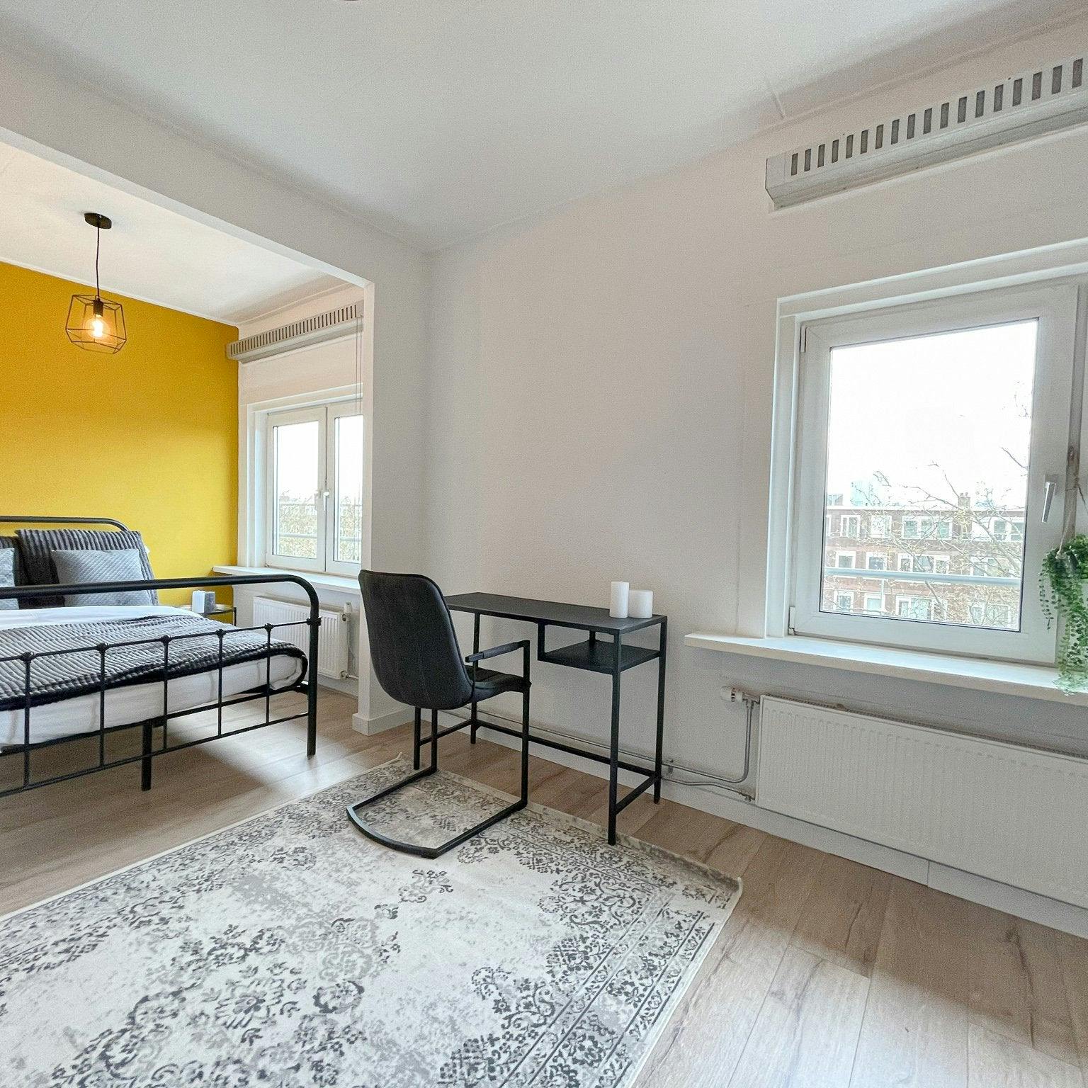 Studio for rent for €700 per month in Rotterdam, Pleinweg